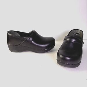 Dansko XP 2.0 Professional Black Leather Clogs Shoes Women's Size 37 EU 7 US EUC